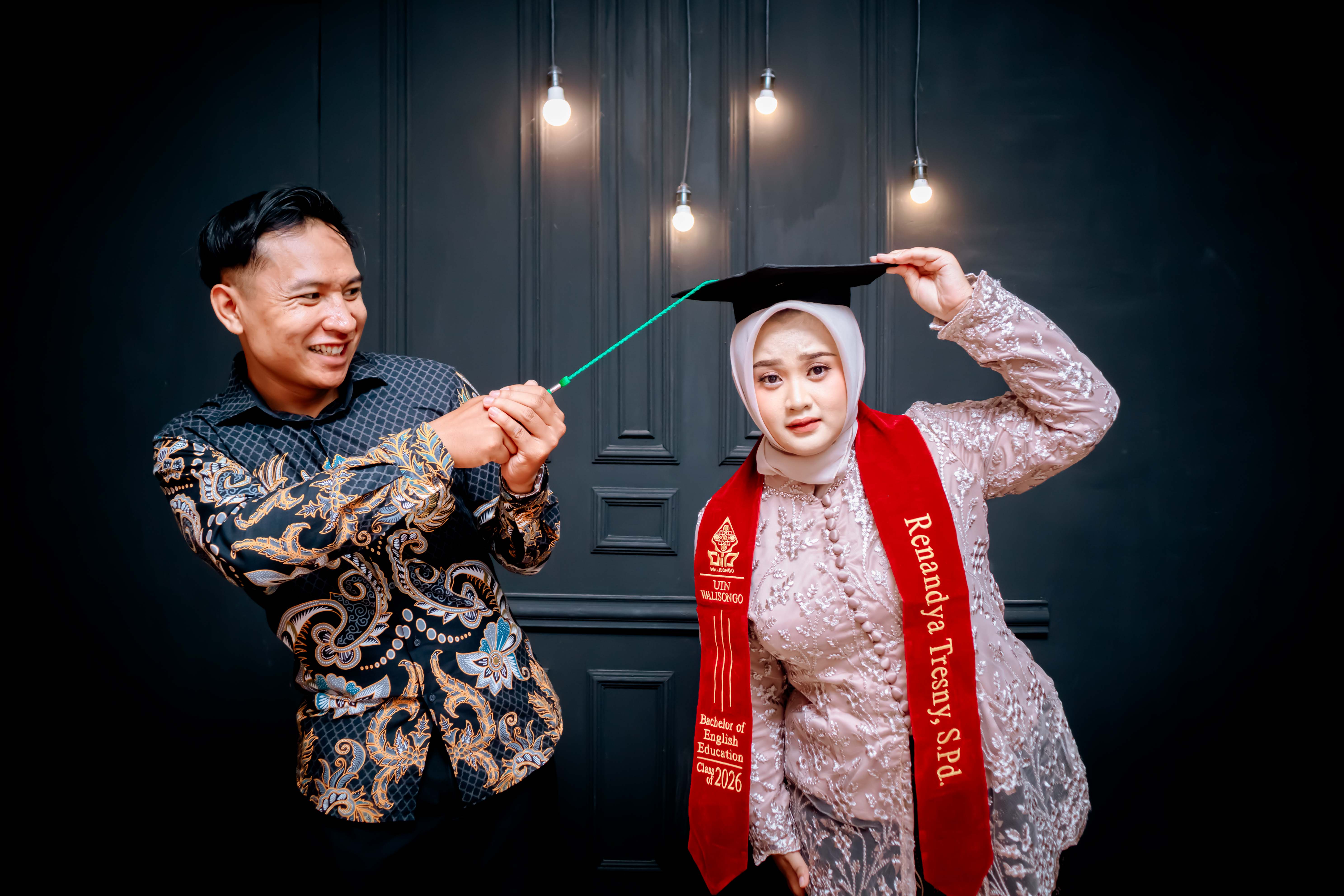 Contoh hasil Foto Studio Background 2 foto 1