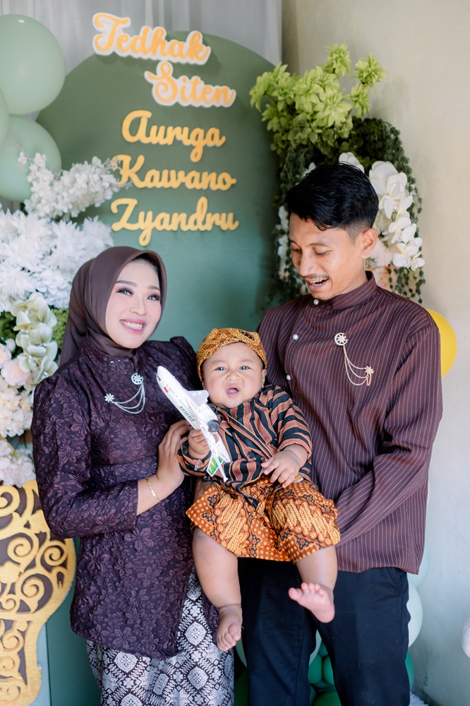 ULTAH & TEDAK SITEN 5