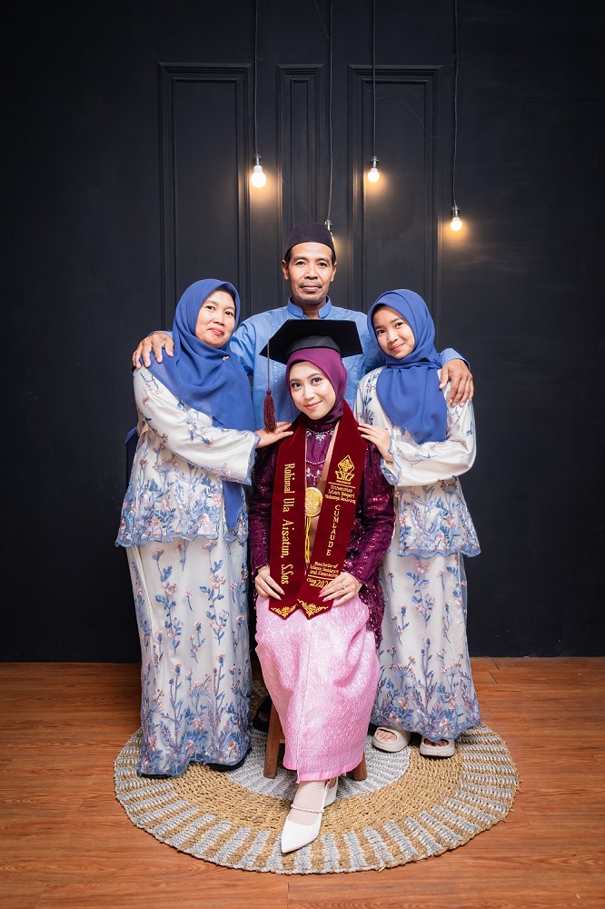 Foto Wisuda UIN Walisongo
